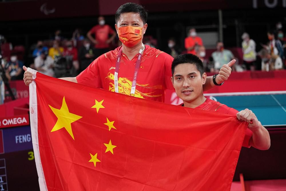 谈及为何选择这两部影片时，支颖介绍，《盛夏未来》所描绘的懵懂的青春、成长的烦恼以及男女主角与父母的矛盾等等，不仅仅是抖音用户会非常喜欢的内容，也是一种真实生活的记录；《大地之田》纪录片则与抖音相通性高，内容质朴记录生活，值得被更多观众看到